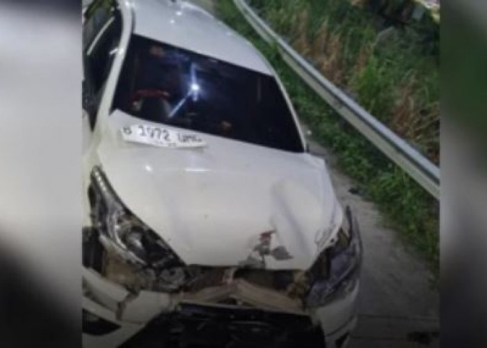Viral, Pelajar Berusia 16 Tahun Nyetir Yaris Tabrak 11 Motor dan 2 Mobil di Bekasi, Kabur Diteriaki Warga
