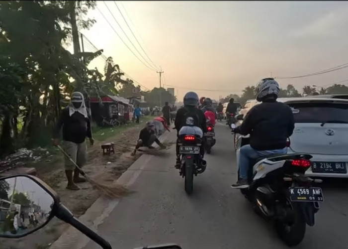 Wajib Dibawa! Ini Perlengkapan Penting Mudik Naik Motor Saat Lebaran 2026