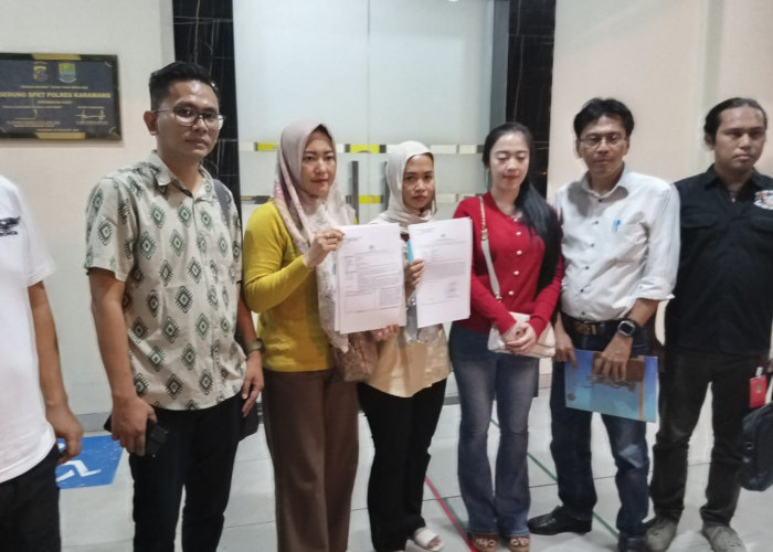 Sekelompok OTK Bersajam Teror Ibu Rumah Tangga di Cikampek  ?