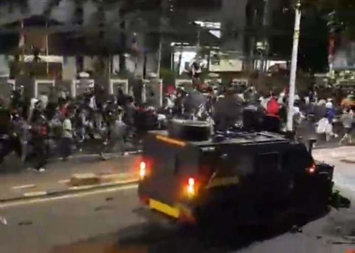 Driver Ojol Tewas Dilindas Rantis Brimob Saat Demo DPR, Publik Tuntut Keadilan