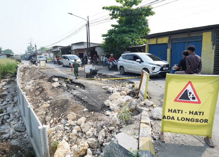 BBM Naik, Volume Proyek di Bekasi Terancam Dipangkas, Plt Bupati Asep Punya Jurus Tak Biasa