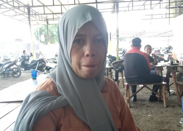 Minta Pelaku Dihukum Berat, Keluarga Pedagang Jamu yang Tewas Ditusuk Datangi Polres Karawang 