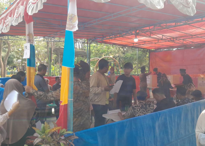 Pilkades Digital di Karangasih Sempat Error