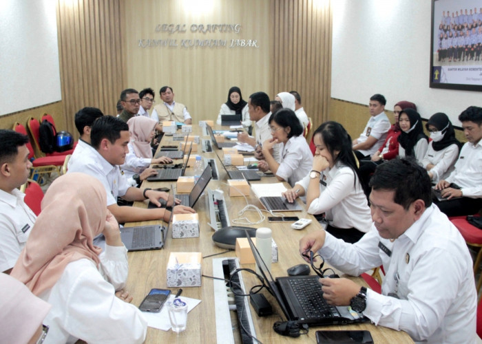 Harmonisasi Raperda Administrasi Kependudukan Digelar di Bandung