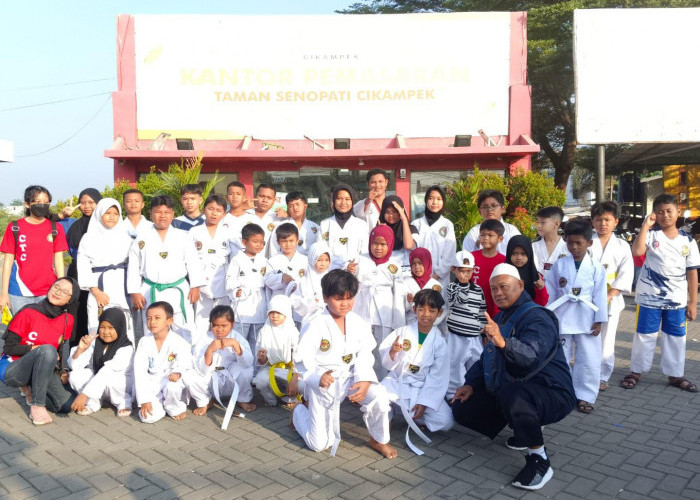 Bertabur Prestasi, CTC Borong Medali Kejurcab Taekwondo Antarunit Se-Karawang 2024