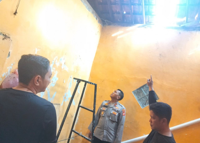 Curi Rp 5,6 Juta Milik IRT, Buruh Harian Lepas di Karawang di Amuk massa