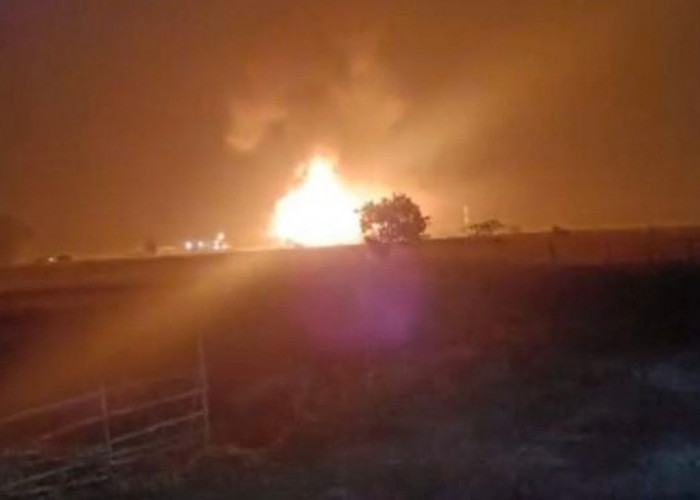 Ledakan Pipa Pertamina Guncang Subang, Warga Panik