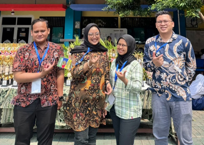Dosen Universitas Esa Unggul Dipercaya Menjadi Dewan Juri LKBBI SMP Jakarta Barat 2026