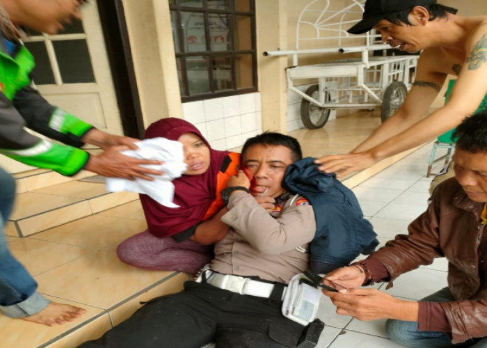 Ada Mayat, Dugaan Bom Bunuh Diri Terjadi di Polsek Astanaanyar Kota Bandung