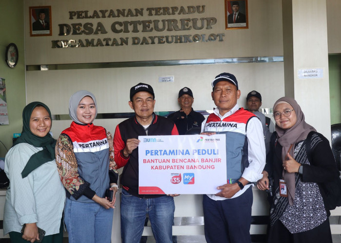 PT Pertamina Patra Niaga Regional JBB Salurkan Bantuan Untuk Korban Banjir di Kabupaten Bandung