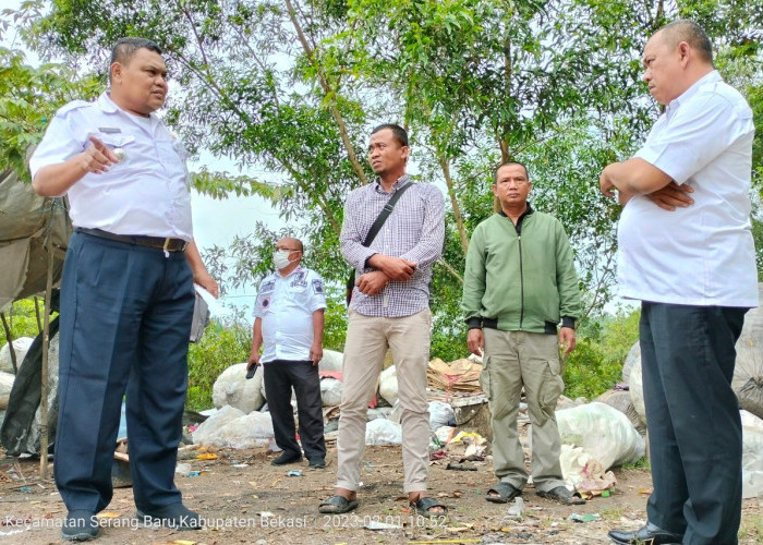 Sidak TPS Ilegal di Desa Nagacipta, Camat Serang Baru Temukan Indikasi Limbah B3