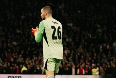 Terungkap! Bukan Jordi Cruyff, Ini Faktor Kunci Maarten Paes Merapat ke Ajax