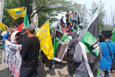 Kabupaten Bekasi ''Darurat Masalah'', Mahasiswa Kepung Kantor Bupati