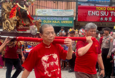 Polres Karawang Berikan Rasa Aman Masyarakat Saat Perayaan Cap Go Meh