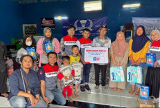 Pertamina Patra Niaga Regional JBB Salurkan Bantuan Warga Terdampak Bencana Longsor di Desa Pasirlangu