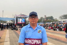Semangat Gerak Jalan Santai Menyatu di Harkopnas Karawang, Ini Target Disperindagkop UKM