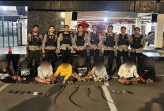 Polisi Gagalkan Tawuran di Rawalumbu, Enam Pemuda Diamankan Beserta Senjata Tajam