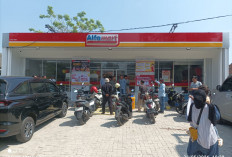 Warga Kalijaya Protes Minimarket Ilegal, Diduga Ada Manipulasi Tanda Tangan dengan Dalih Bansos