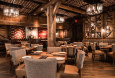 12 Tempat Bukber Temen-Temen Karawang Paling Rame, Makan Enak Ketawa Ngakak Bonus Live Music!