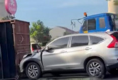 Kecelakaan di Tol Tambun Arah Cikampek, Libatkan Truk Trailer dan Mobil Pribadi