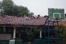 Hujan Berhari-hari, Gedung SMPN 3 Cikarang Selatan Roboh