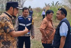 Tanggul Retak di Tunggakjati Dicek, Camat Karawang Barat Minta Segera Ditindaklanjuti