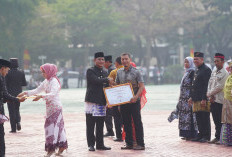 Terinspirasi dari Sumedang, Jurnalis Cikarang Ekspres Juara 1 Lomba Inovasi TTG Kabupaten Bekasi 2026