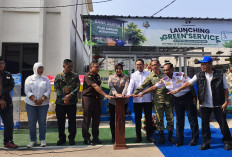 KEREN! Bayar SIM hingga SKCK di Polres Metro Bekasi Cukup Setor Sampah Saja, Begini Caranya.