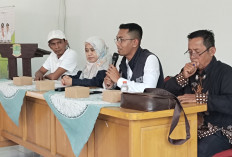Kinerja Perum Jasa Tirta II Disorot, Saluran Irigasi Tersumbat Enceng Gondok Bikin Sawah Pakisjaya Kering