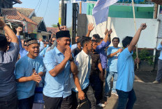 Sorak 'Ganti Lurah' Warnai Pendaftaran Bacades Karang Baru di Cikarang Utara