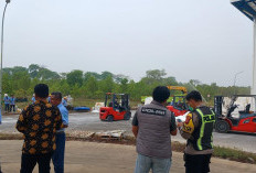 Bau Menyengat Diduga Akibat Bahan Kimia di PT Pindo Deli 2, Warga Dua Desa Mendapat Penanganan Medis