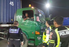 Polres Karawang Batasi Operasional Kendaraan Angkutan Barang Sumbu Tiga atau Lebih Jelang Arus Mudik Lebaran 