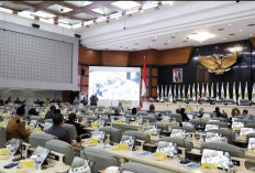 DPRD JAWA BARAT BAHAS DUA RANPERDA STRATEGIS UNTUK PEMBANGUNAN DAERAH