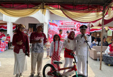 Pemdes Purwadana Semarakkan HUT ke-81 RI dengan Parade Wanita Merdeka