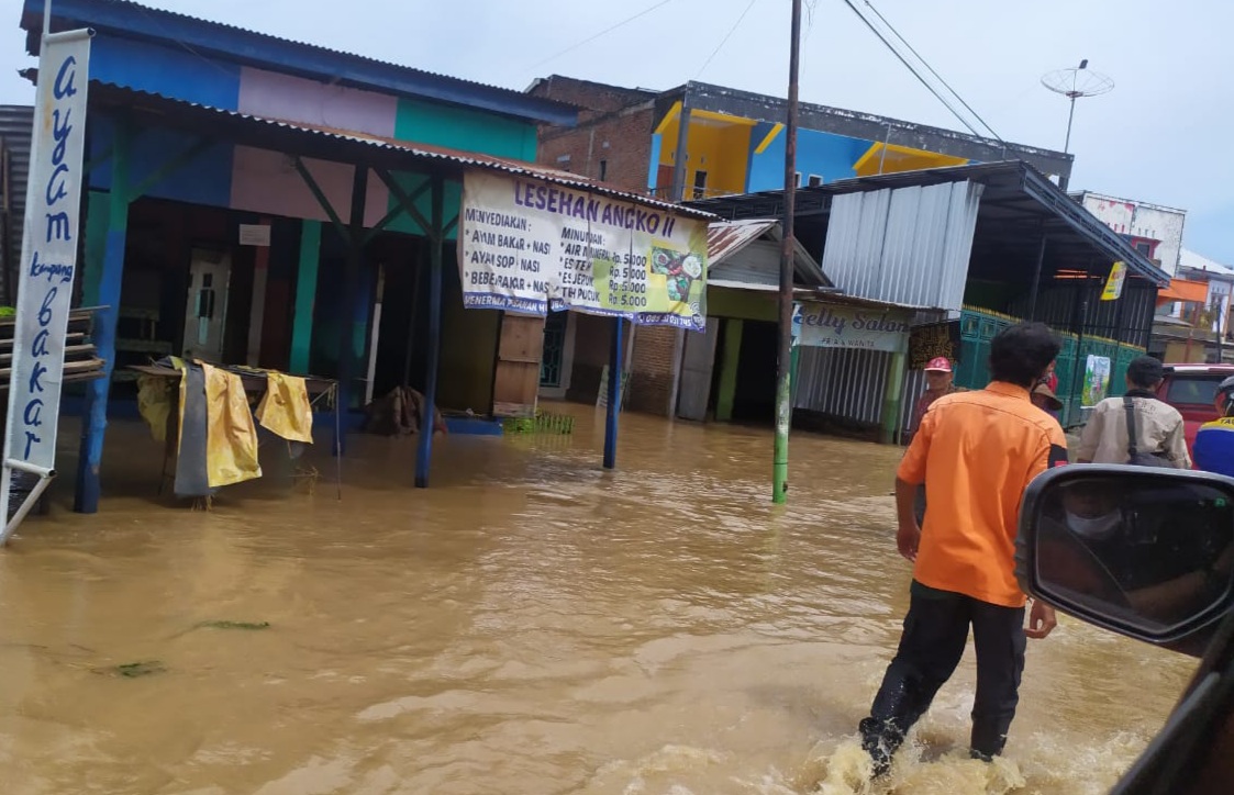 Innalilahi... 20 Tewas Banjir Akibat Bandang Lombok Timur, Puluhan Rumah Tertimbun Lumpur