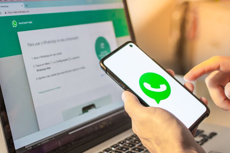 Waspada Spyware Pegasus, Jokowi Diimbau Jangan Pakai WhatsApp