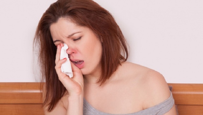 Tips Dokter Bedakan Flu dengan Covid-19