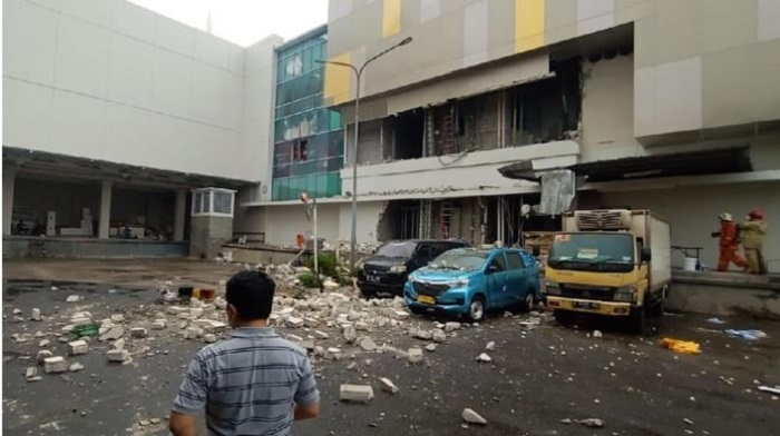 Polisi: Tidak Ada Ledakan di Mall Margo City, Plafon Roboh 4 Orang Luka