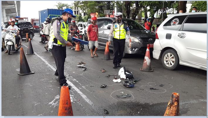 Tabrakan Beruntun, Truk Alami Rem Blong, Akibatkan Satu Korban Meninggal