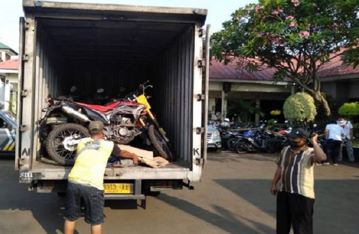 Polisi Bongkar Lokasi Penyimpanan Sepeda Motor Hasil Curian di Bekasi, Satu Pelaku Ditangkap