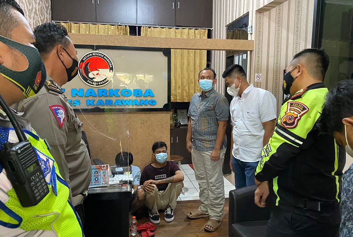 Razia Motor, 2 Pelaku Diringkus Kedapatan Bawa Obat-Obatan Terlarang