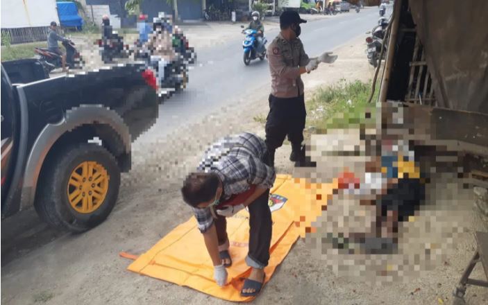 Gegerkan Warga, Mayat Pria Tanpa Identitas Ditemukan di Pinggir Jalan