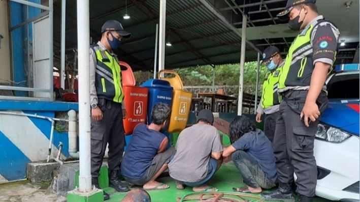 Pencuri Besi Proyek Kereta Cepat di Cikarang Dibebaskan, Begini Alasannya...