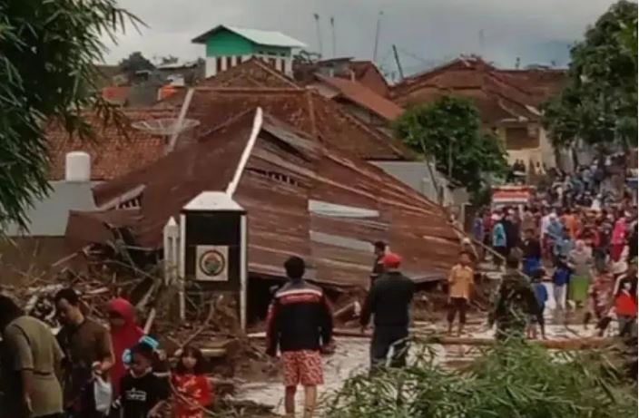 Banjir Bandang, Sejumlah Rumah Warga Rusak Berat Akibat Terjangan Air Bah