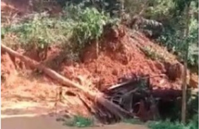 Longsor Menerjang Jalan Poros Palopo-Toraja KM 14, Begini Kondisi Rumah Warga