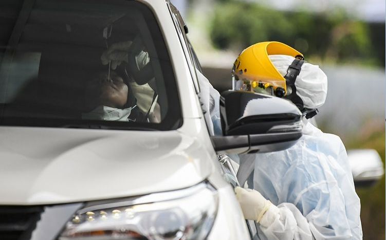 Beri Kemudahan Masyarakat Jalani Tes Swab Antigen dan PCR, RS Karya Husada Buka Layanan Drive Thru