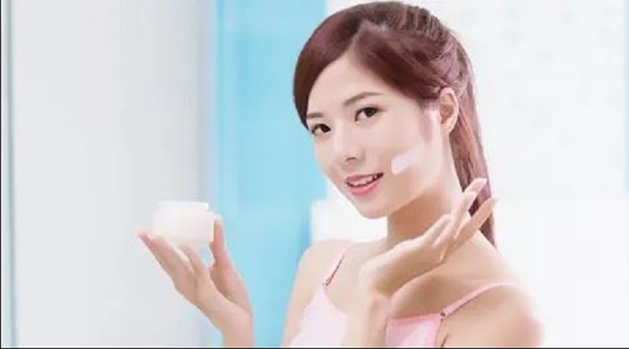 Ingin Lebih Glowing, Ini 4 Jenis Skincare yang Bagus Untuk Kulit WajahÂ