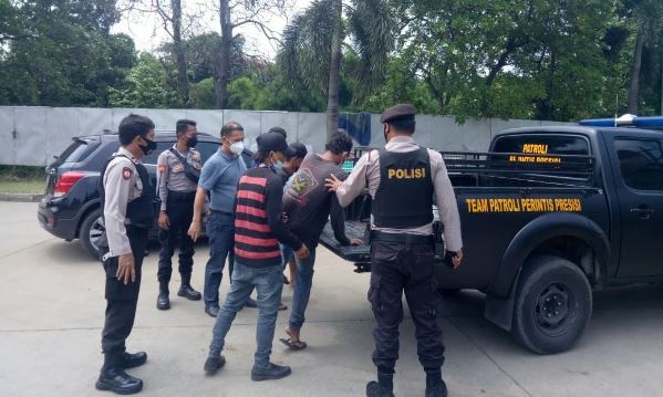 Kerap Beraksi di Pintu Keluar Tol, 4 Pelaku Pungli Ini Dibekuk Polisi