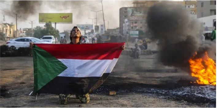 Protes Belum Berhenti, Pendukung Oposisi Sudan Tertembak Gas Air Mata Saat Unjuk Rasa