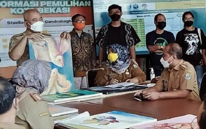 Walkot Minta Pejabat di Kota Bekasi Pajang Lukisan Seniman Lokal